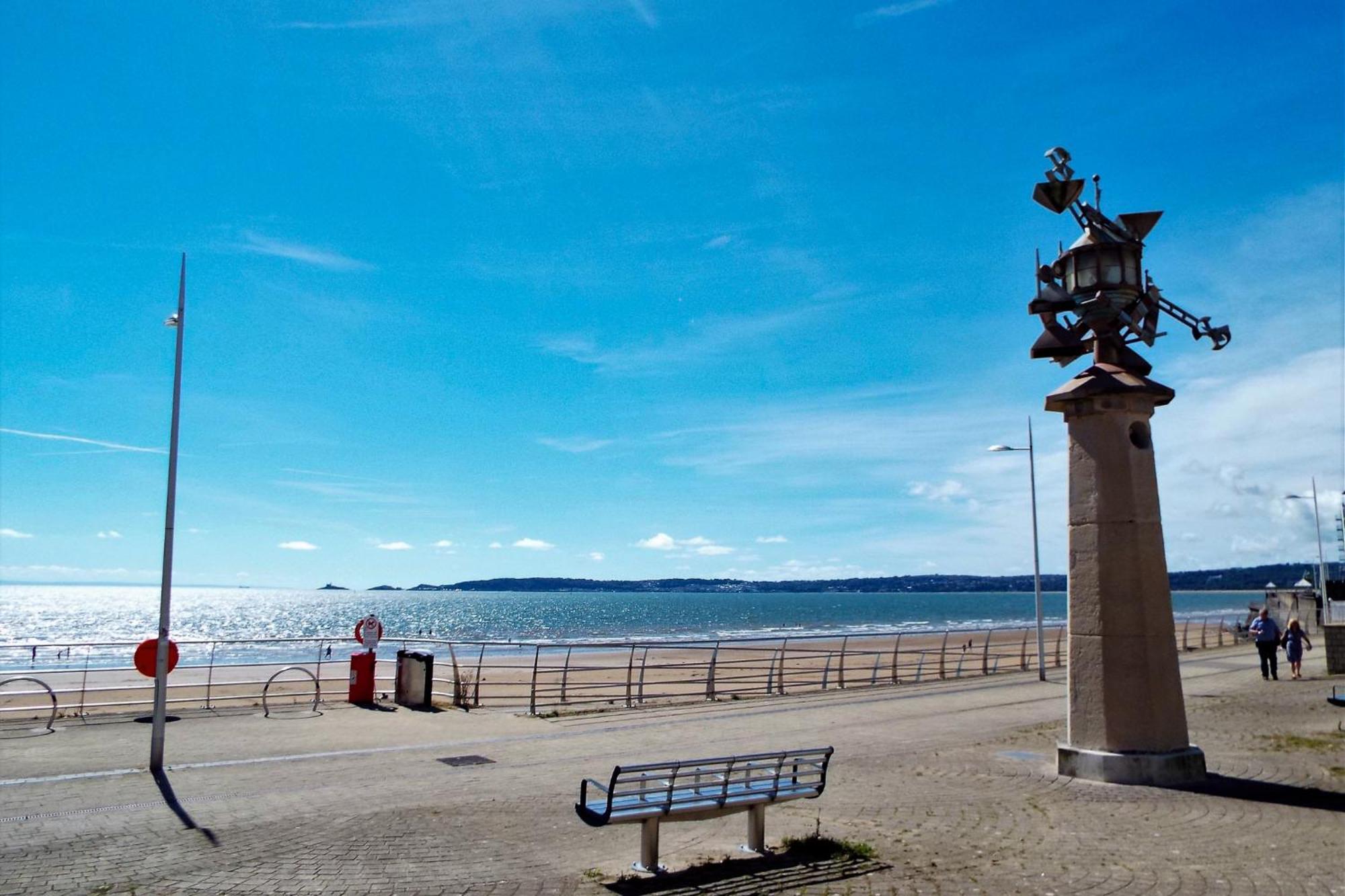 Water Front Apt Walk To The Beach & City Centre Swansea Dış mekan fotoğraf
